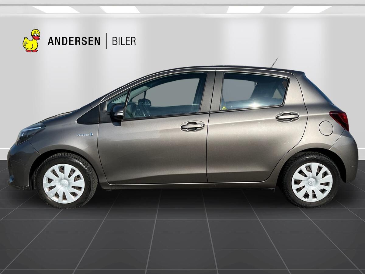 Billede af Toyota Yaris 1,5 Hybrid H2 E-CVT 100HK 5d Trinl. Gear
