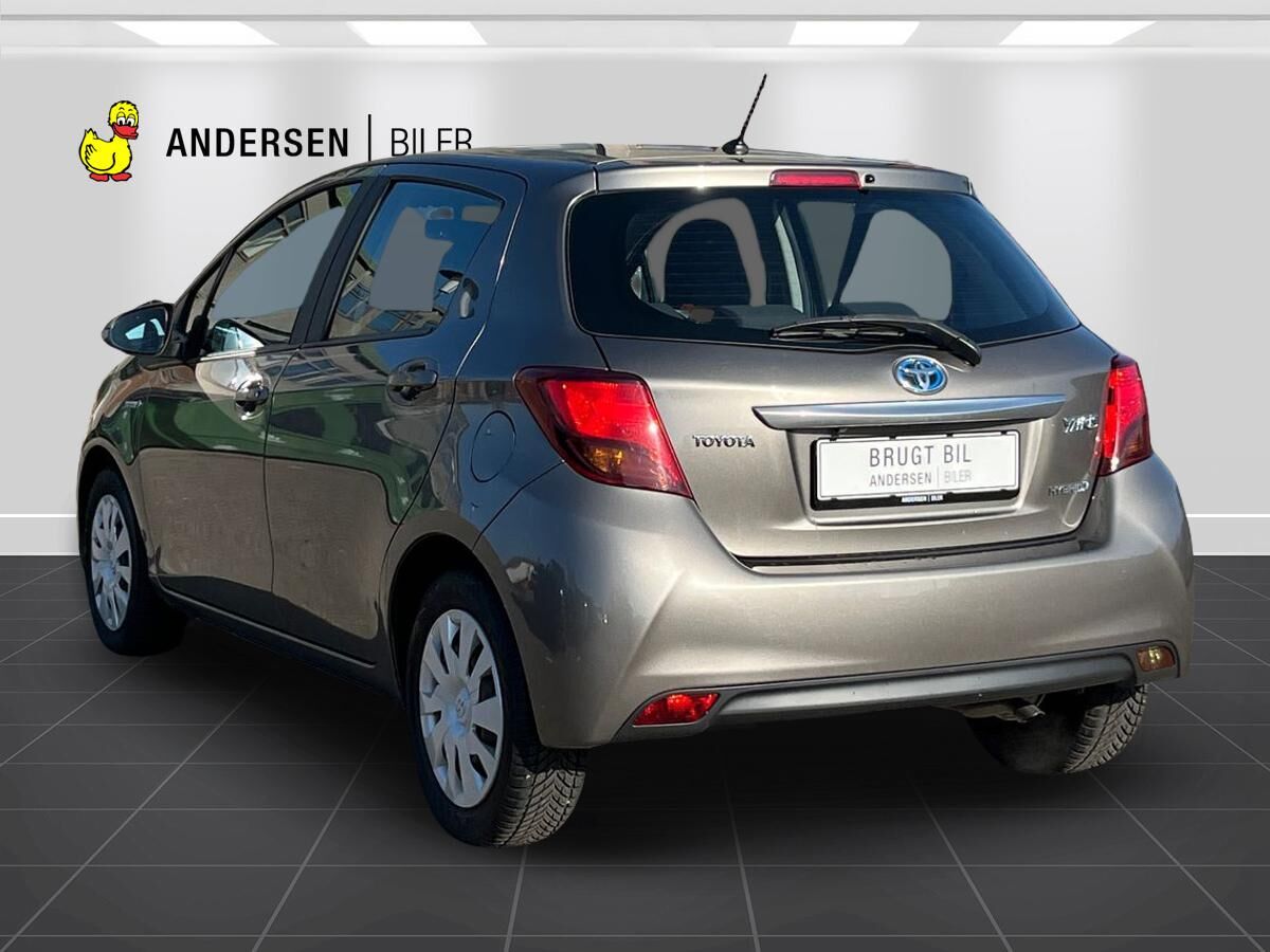 Billede af Toyota Yaris 1,5 Hybrid H2 E-CVT 100HK 5d Trinl. Gear
