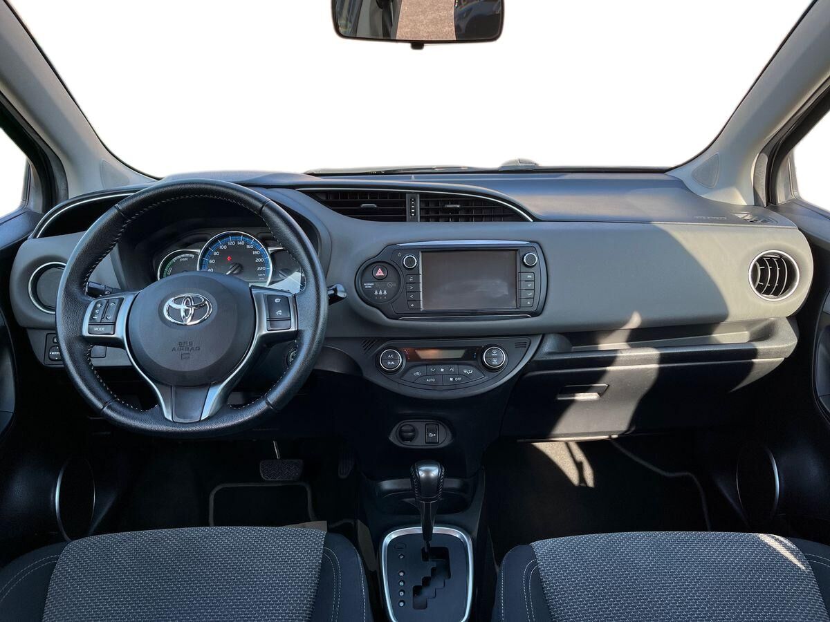 Billede af Toyota Yaris 1,5 Hybrid H2 E-CVT 100HK 5d Trinl. Gear