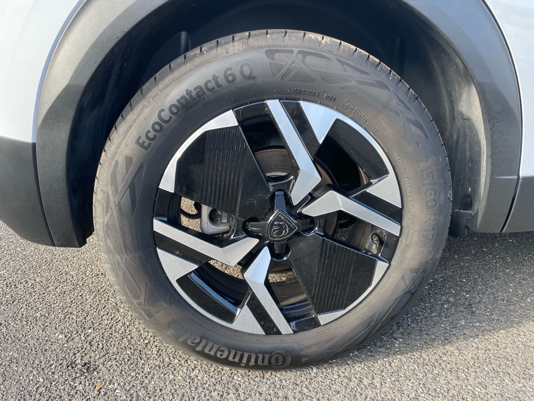 Billede af Peugeot e-2008 EL Allure 156HK 5d Aut.