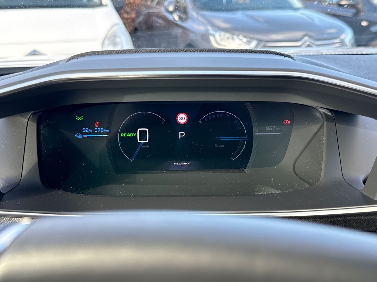 Billede af Peugeot e-2008 EL GT 156HK 5d Aut.