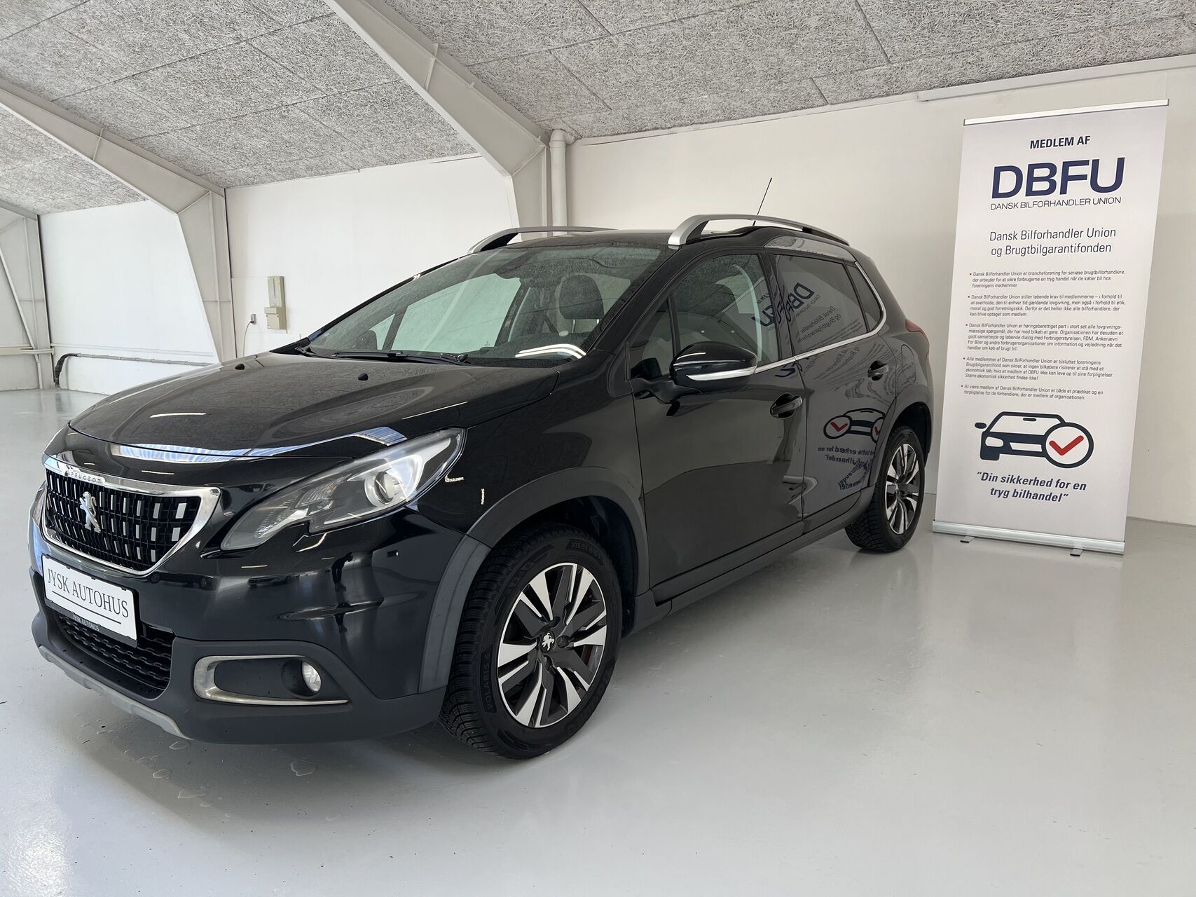 Billede af Peugeot 2008 1,6 BlueHDi Allure Sky 100HK
