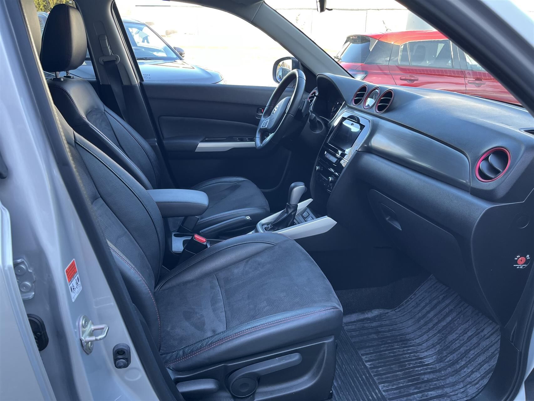 Billede af Suzuki Vitara 1,4 Boosterjet 140HK 5d 6g Aut.