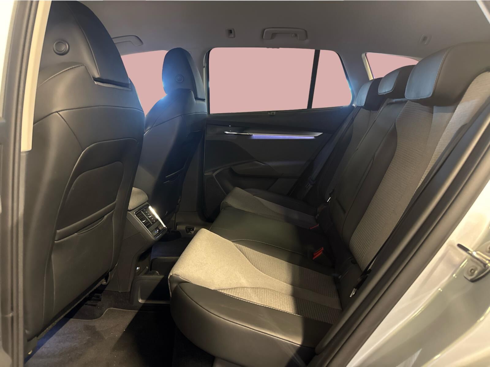 Billede af Skoda Enyaq iV 85x EL Premium 4x4 286HK 5d Aut.