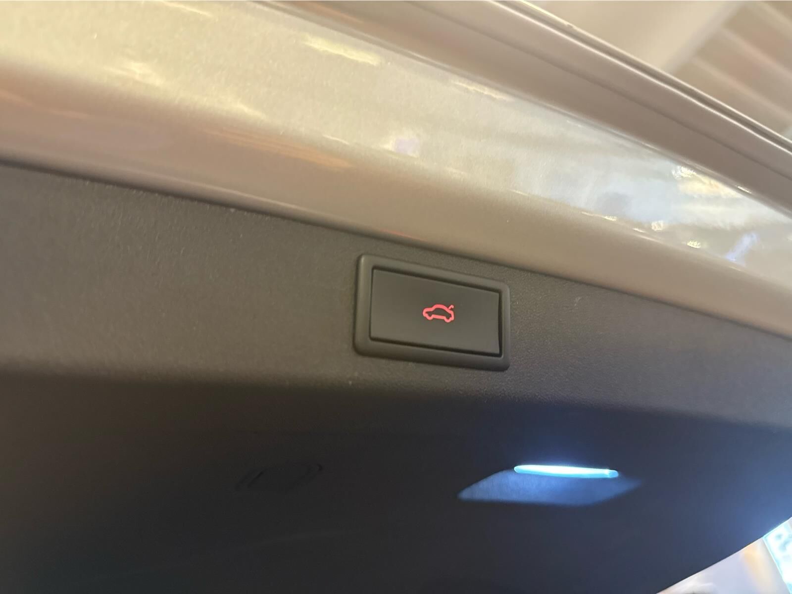 Billede af Skoda Enyaq iV 85x EL Premium 4x4 286HK 5d Aut.