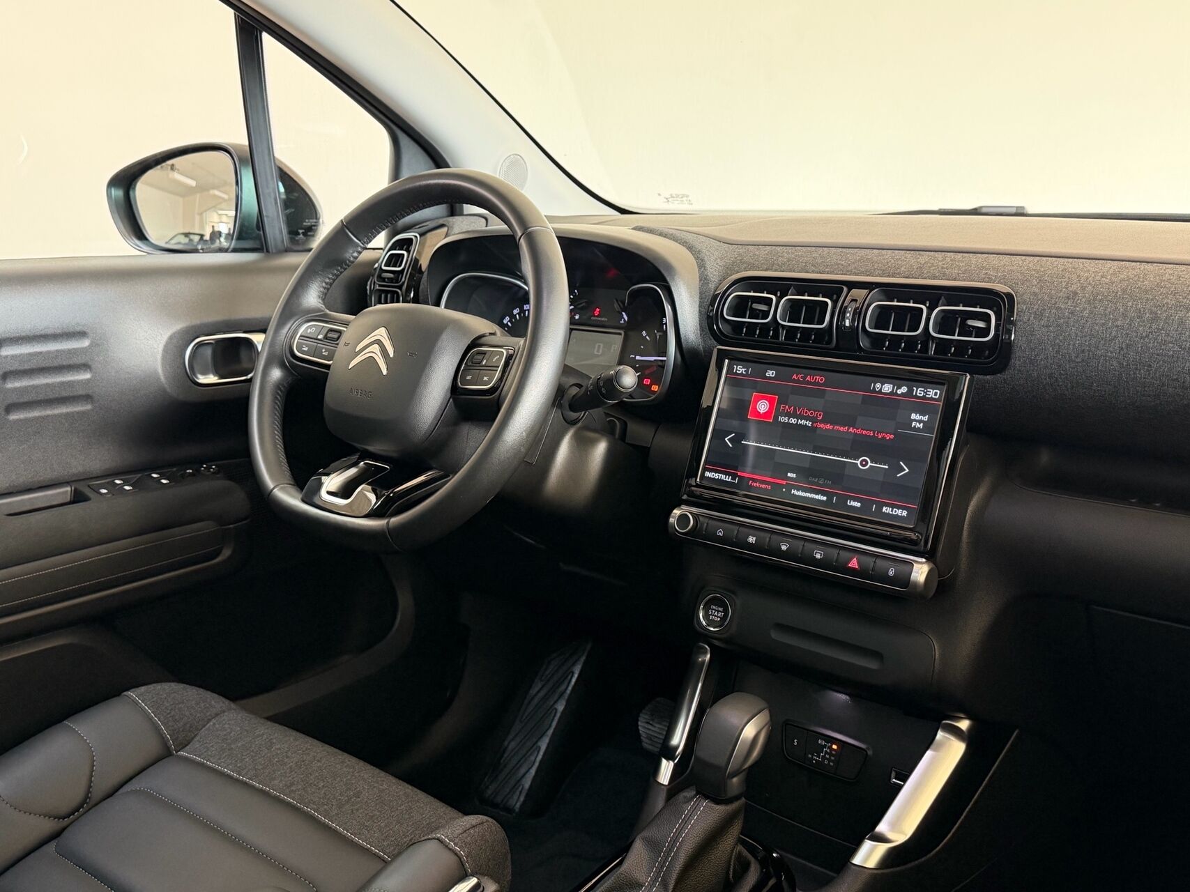 Billede af Citroën C3 Aircross 1,2 PureTech Shine Sport EAT6 130HK 5d 6g Aut.