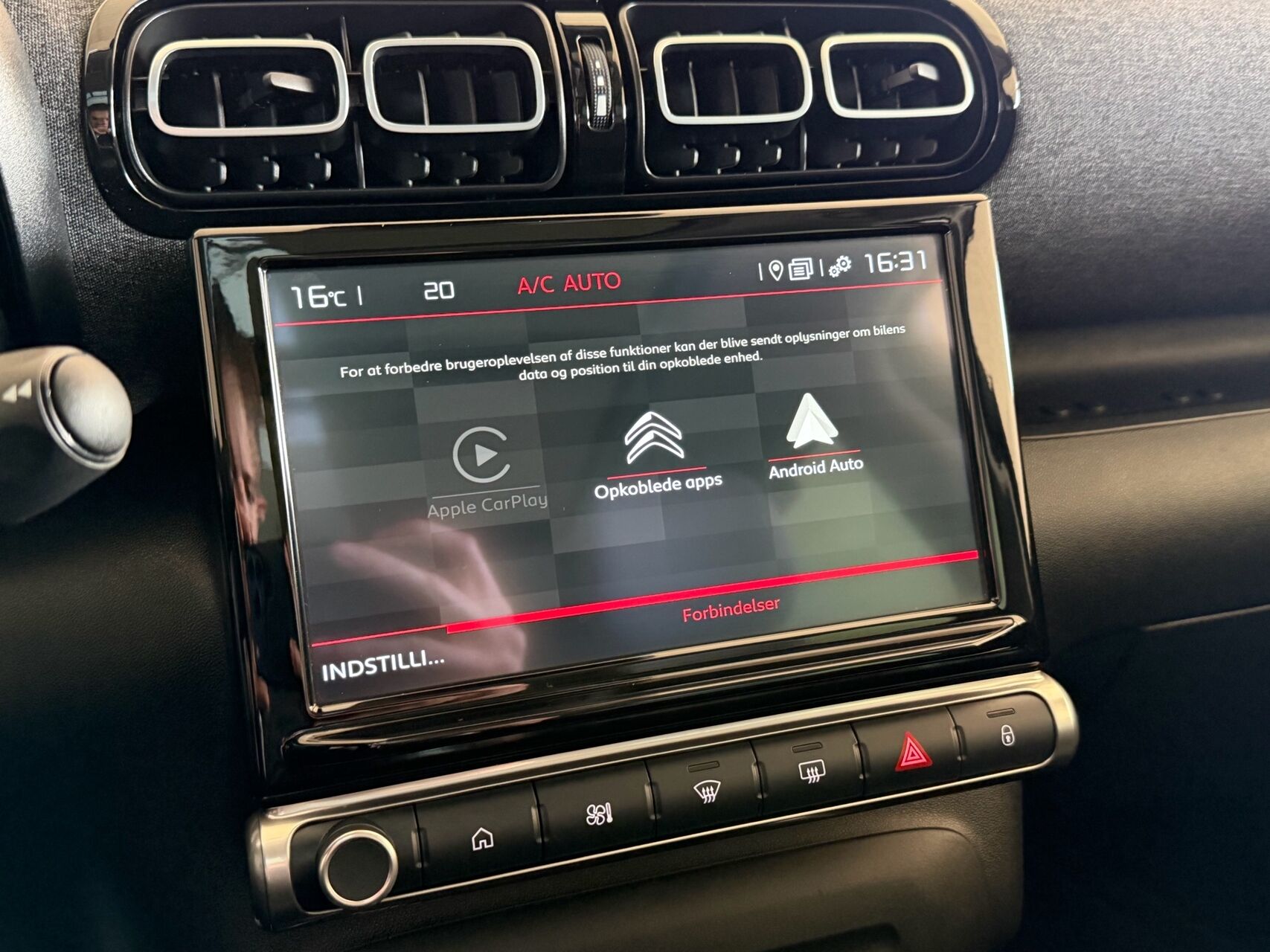 Billede af Citroën C3 Aircross 1,2 PureTech Shine Sport EAT6 130HK 5d 6g Aut.