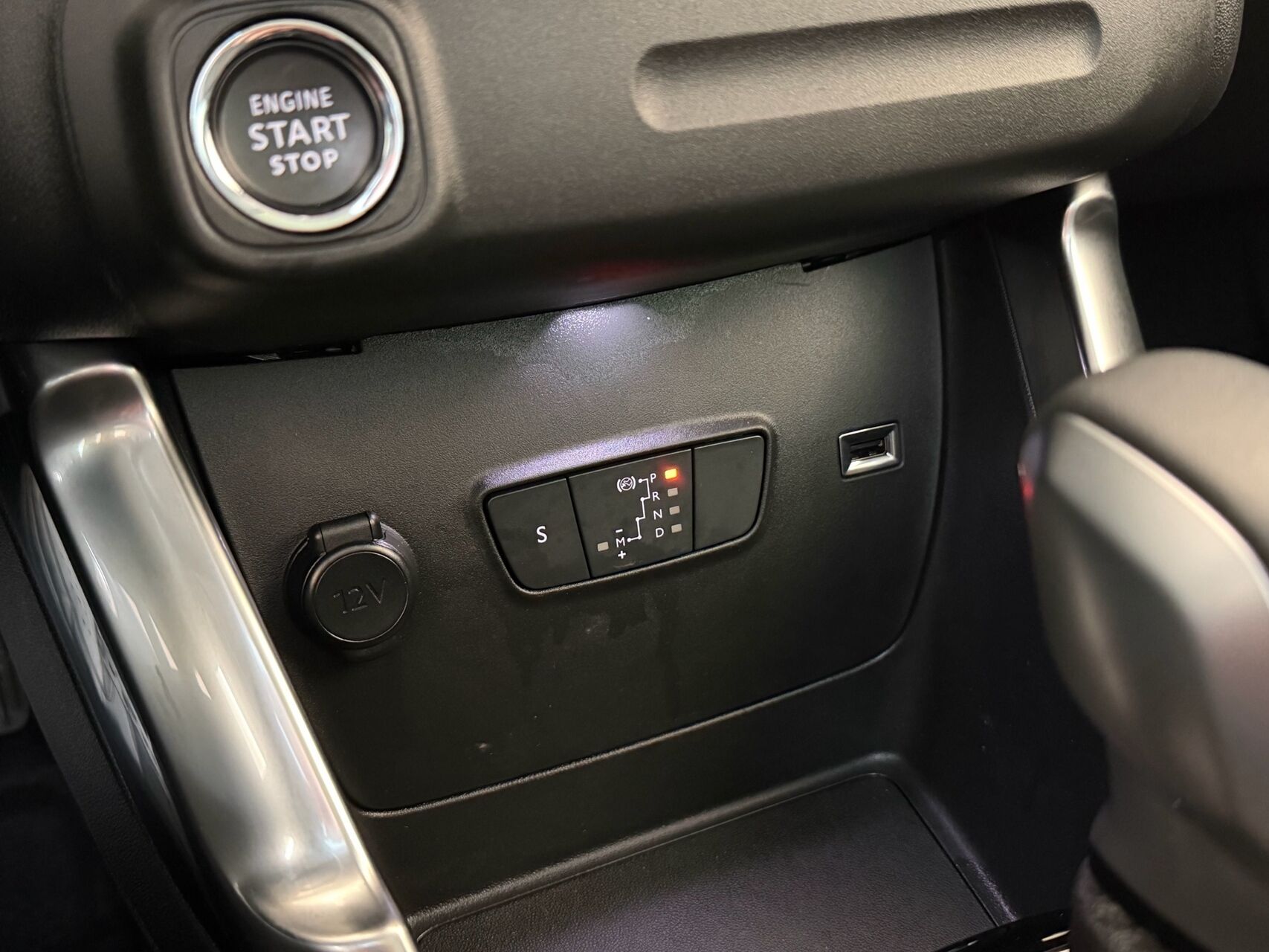 Billede af Citroën C3 Aircross 1,2 PureTech Shine Sport EAT6 130HK 5d 6g Aut.