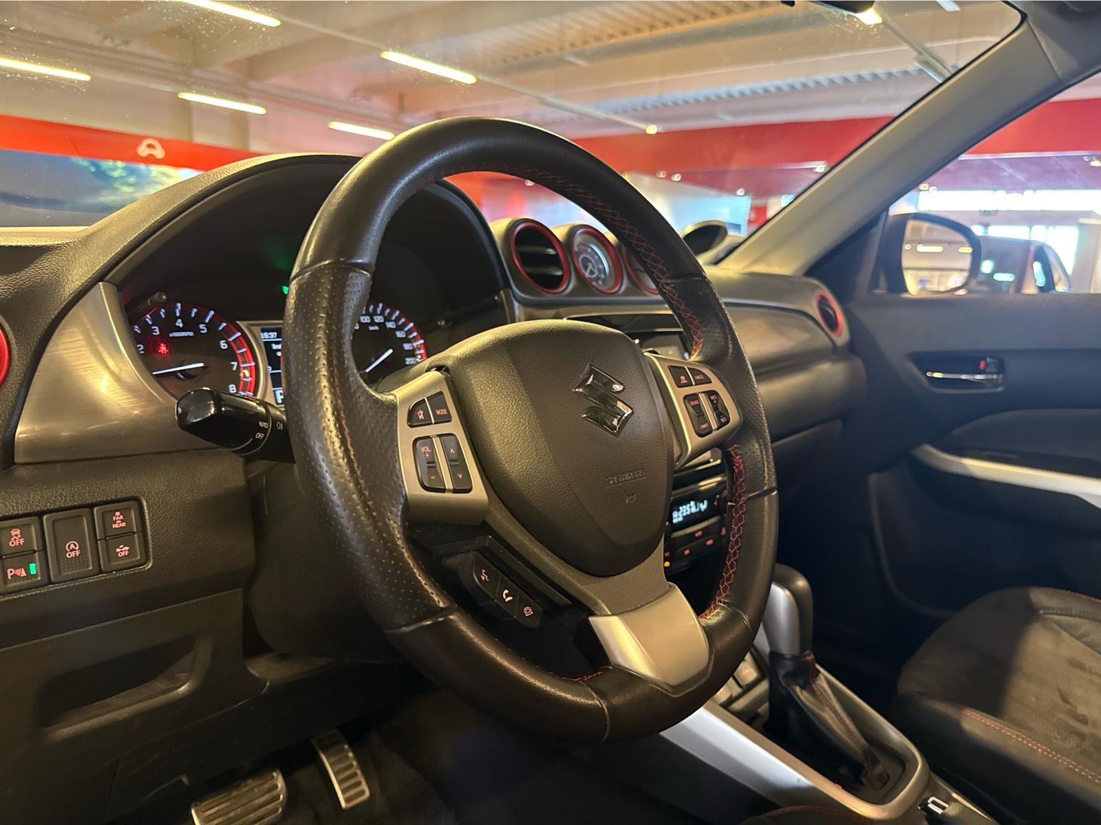 Billede af Suzuki Vitara 1,4 Boosterjet 140HK 5d 6g Aut.