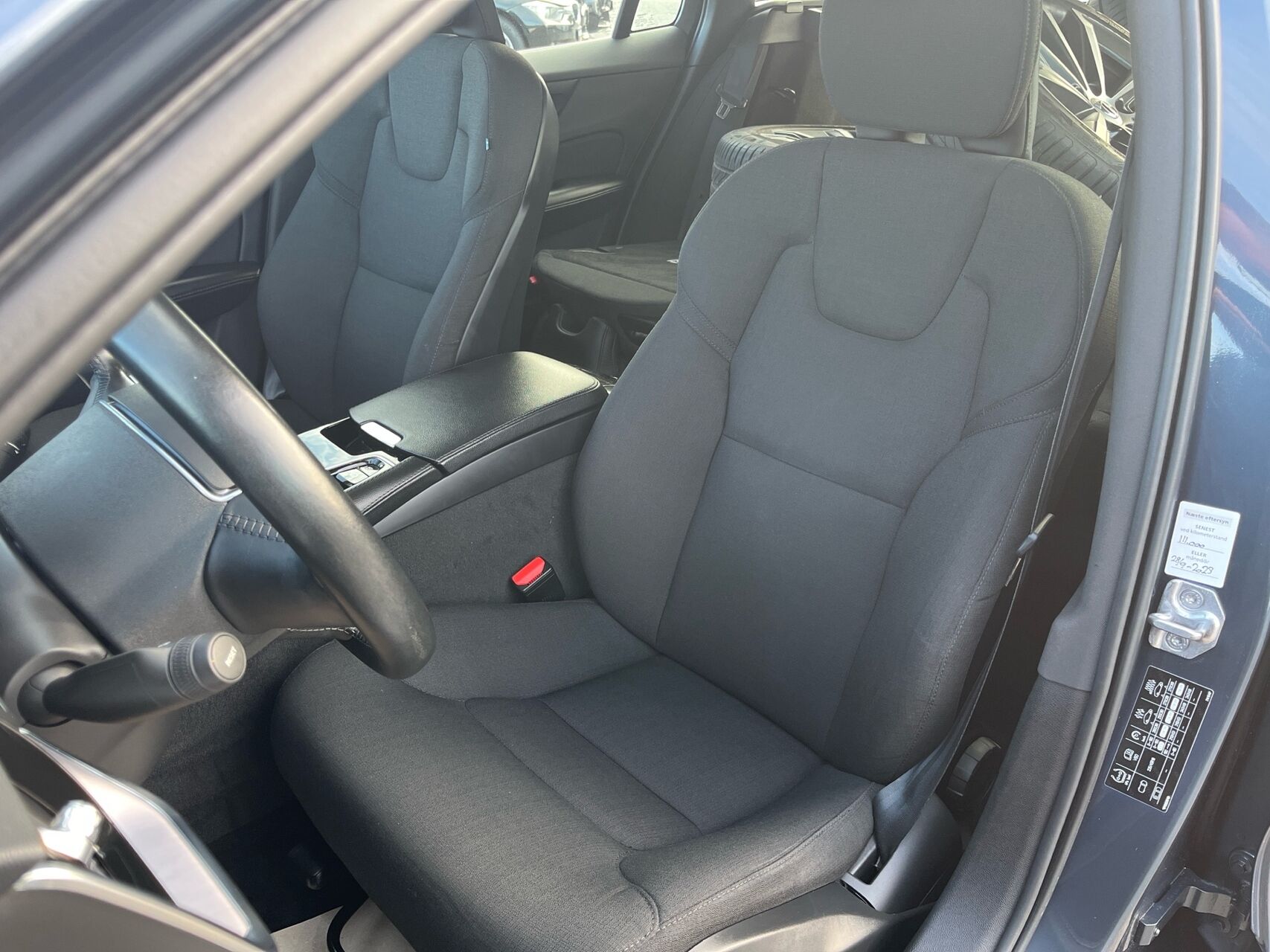 Billede af Volvo V60 2,0 T6 Recharge  Plugin-hybrid Inscription Expression 340HK Stc 8g Aut.