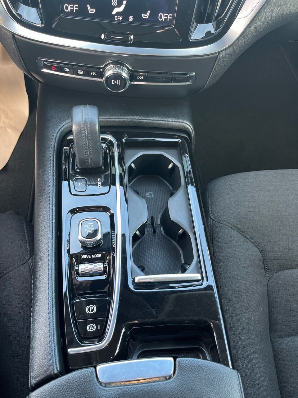 Billede af Volvo V60 2,0 T6 Recharge  Plugin-hybrid Inscription Expression 340HK Stc 8g Aut.