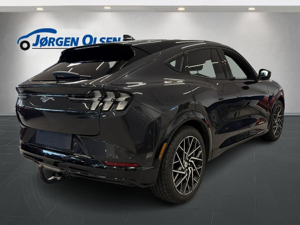 Billede af Ford Mustang Mach-E EL SR Premium AWD 269HK 5d Aut.