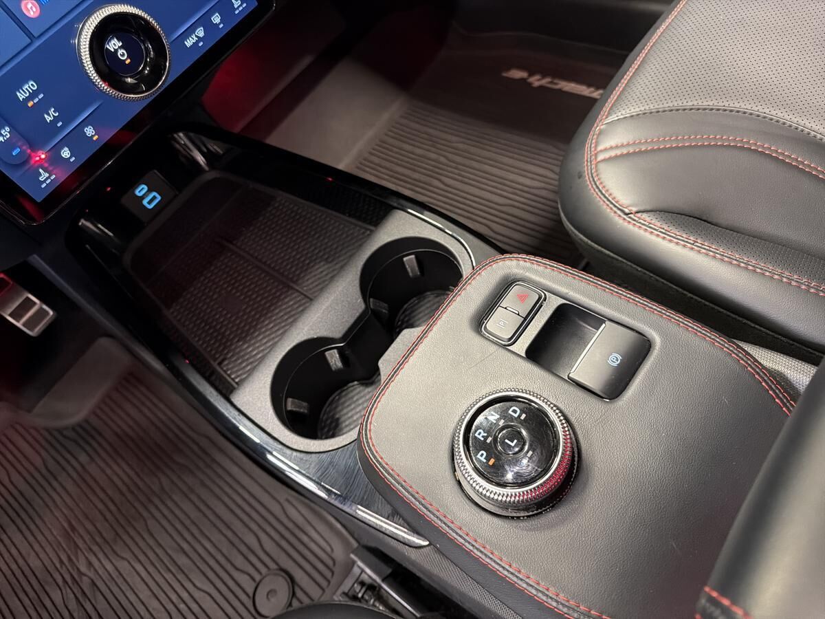 Billede af Ford Mustang Mach-E EL SR Premium AWD 269HK 5d Aut.