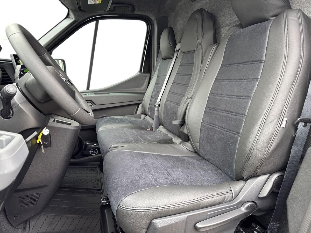 Billede af Nissan Interstar L2H2 EL Tekna 141HK Van Aut.