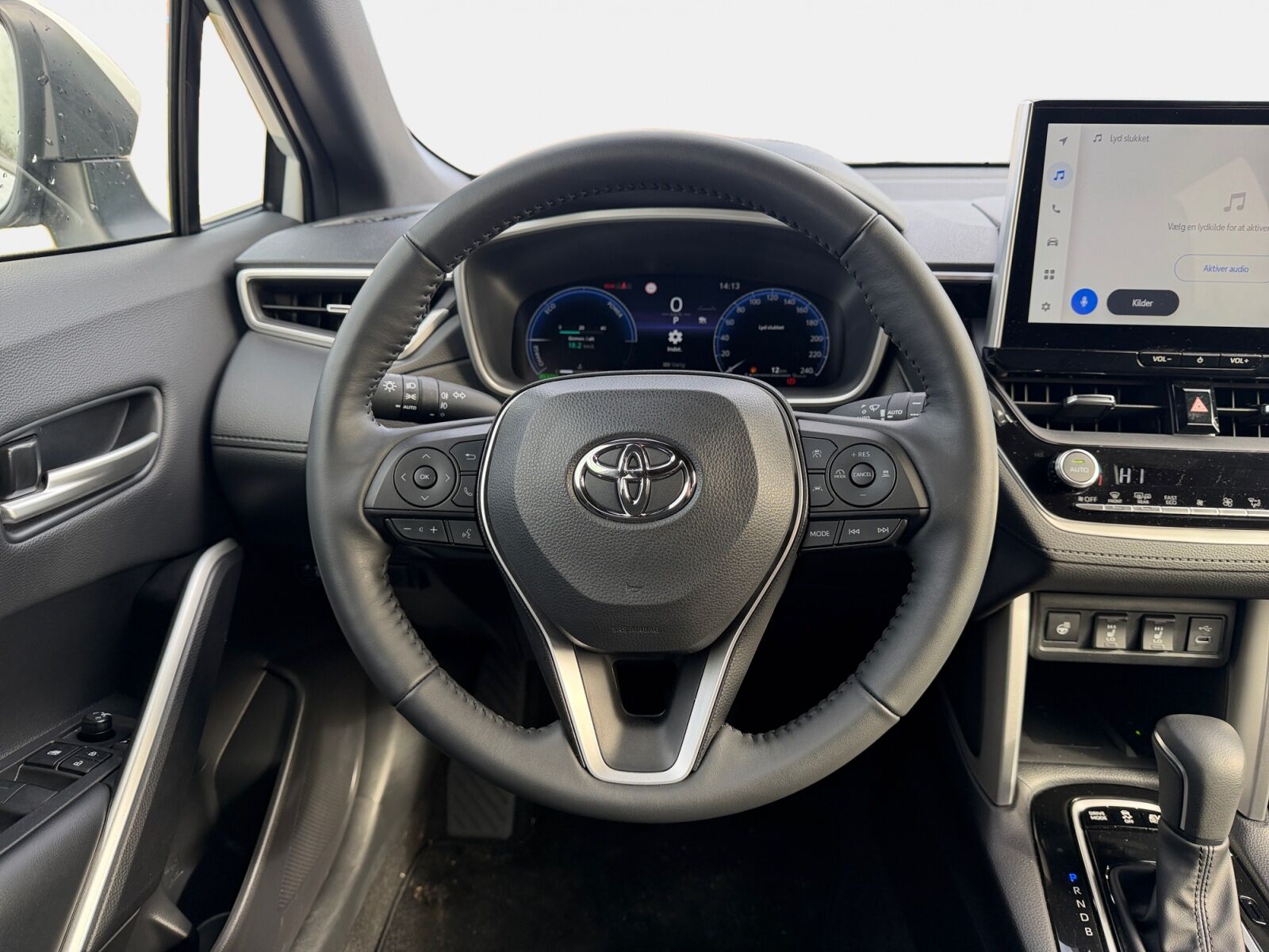 Billede af Toyota Corolla Cross 2,0 Hybrid Style Comfort E-CVT 197HK 5d Aut.