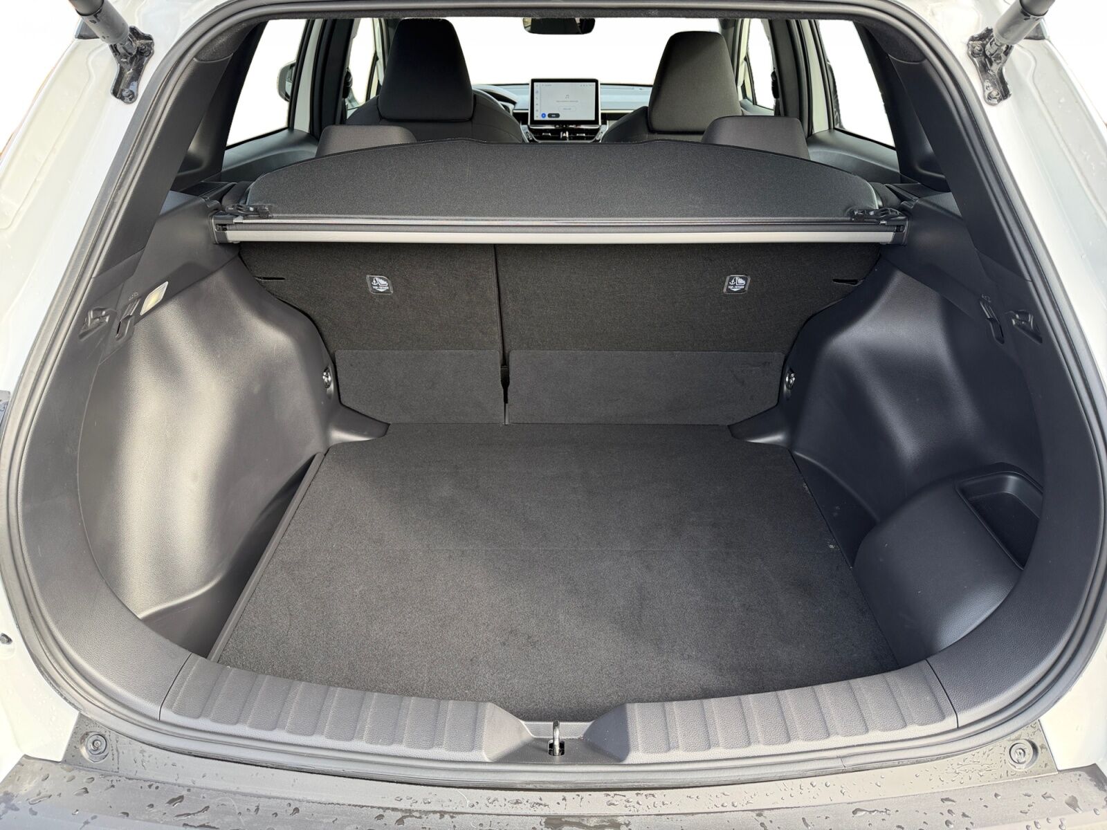 Billede af Toyota Corolla Cross 2,0 Hybrid Style Comfort E-CVT 197HK 5d Aut.