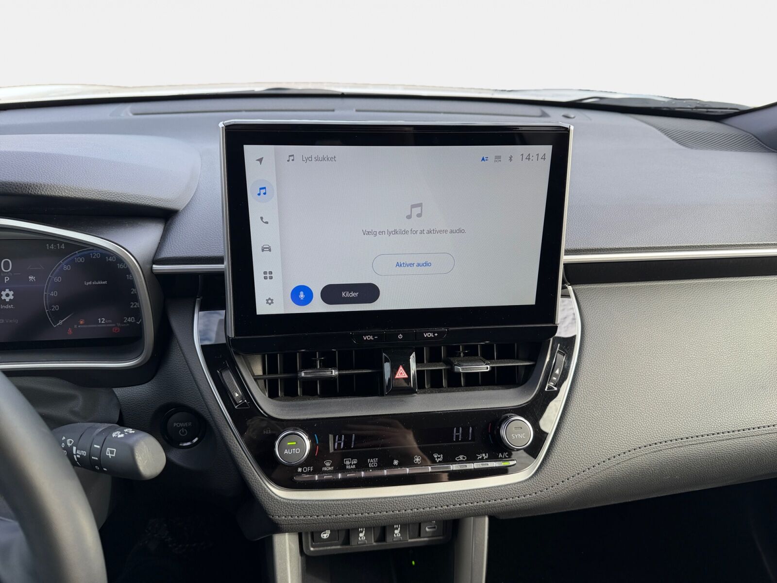 Billede af Toyota Corolla Cross 2,0 Hybrid Style Comfort E-CVT 197HK 5d Aut.