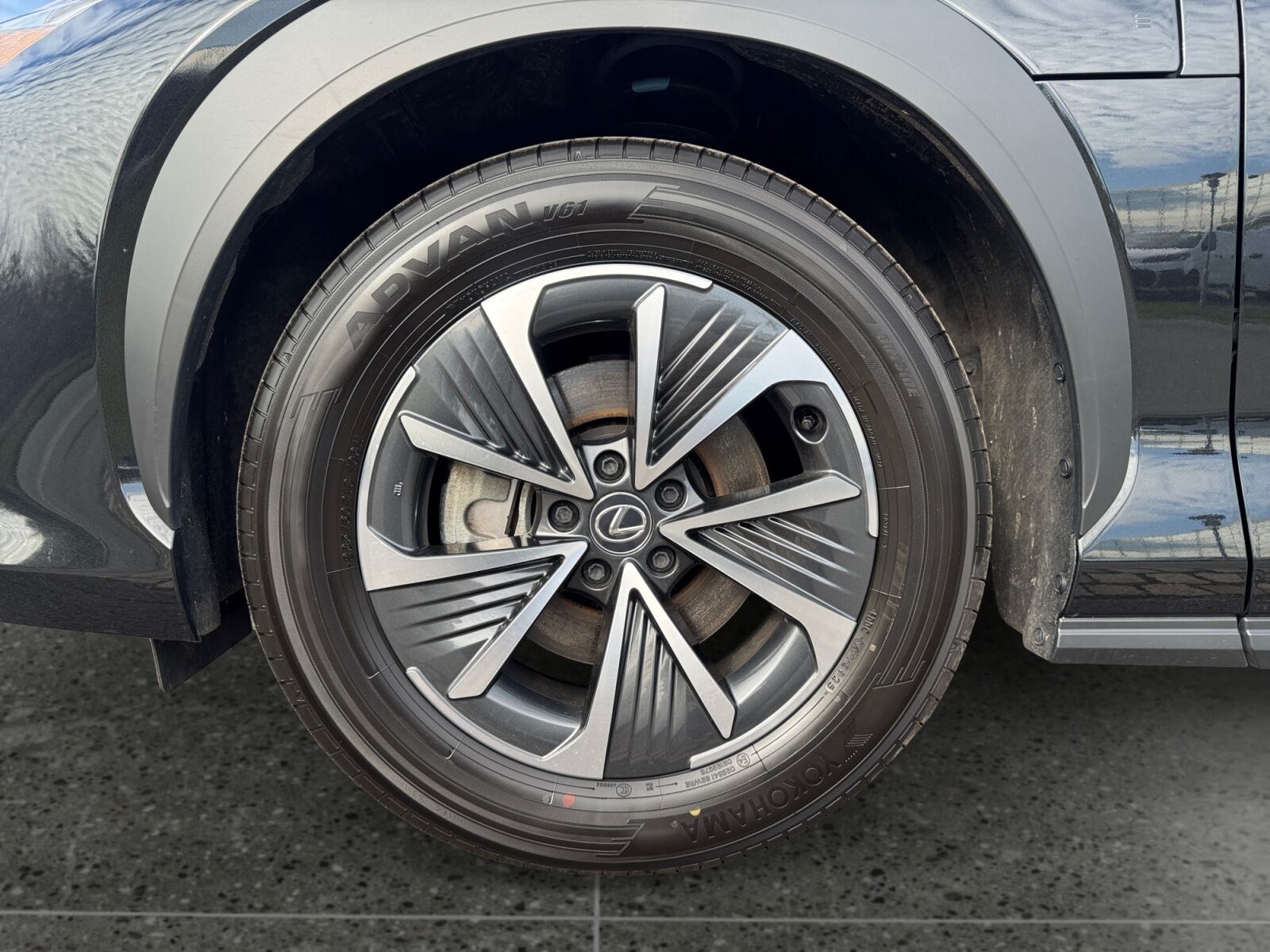 Billede af Lexus RZ 300e EL Executive 204HK 4d Aut.