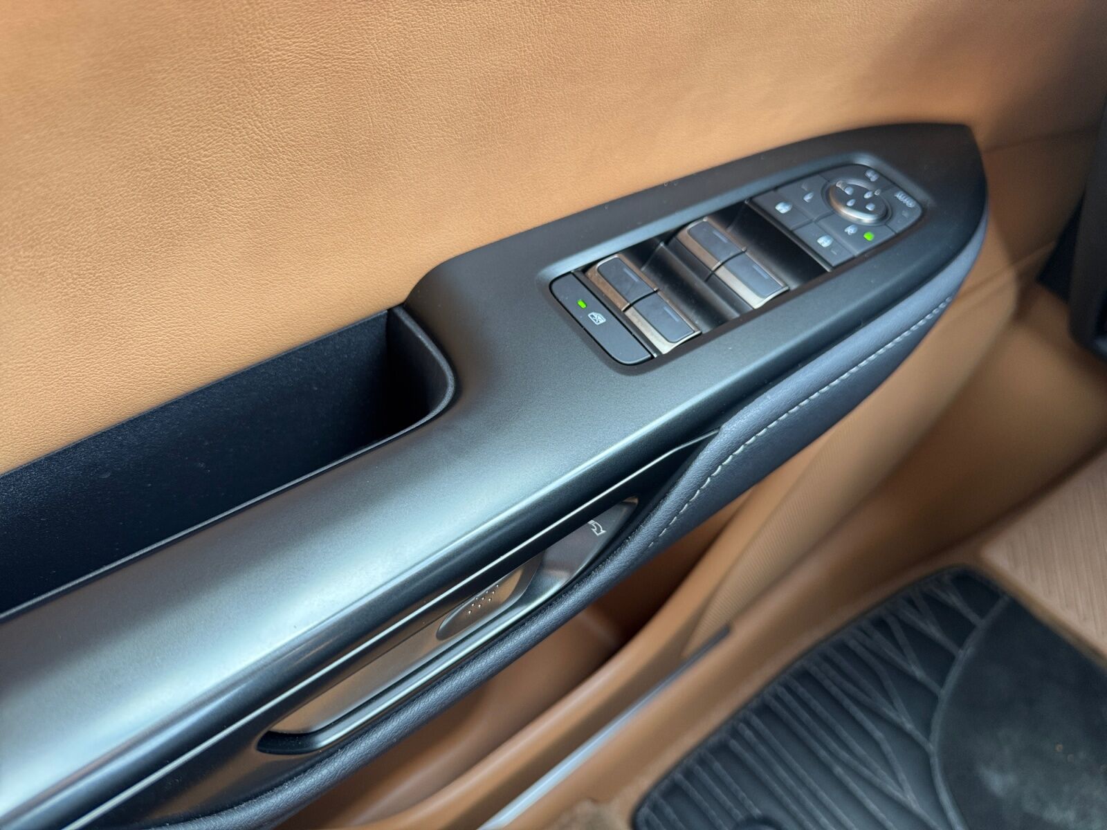 Billede af Lexus RZ 300e EL Executive 204HK 4d Aut.