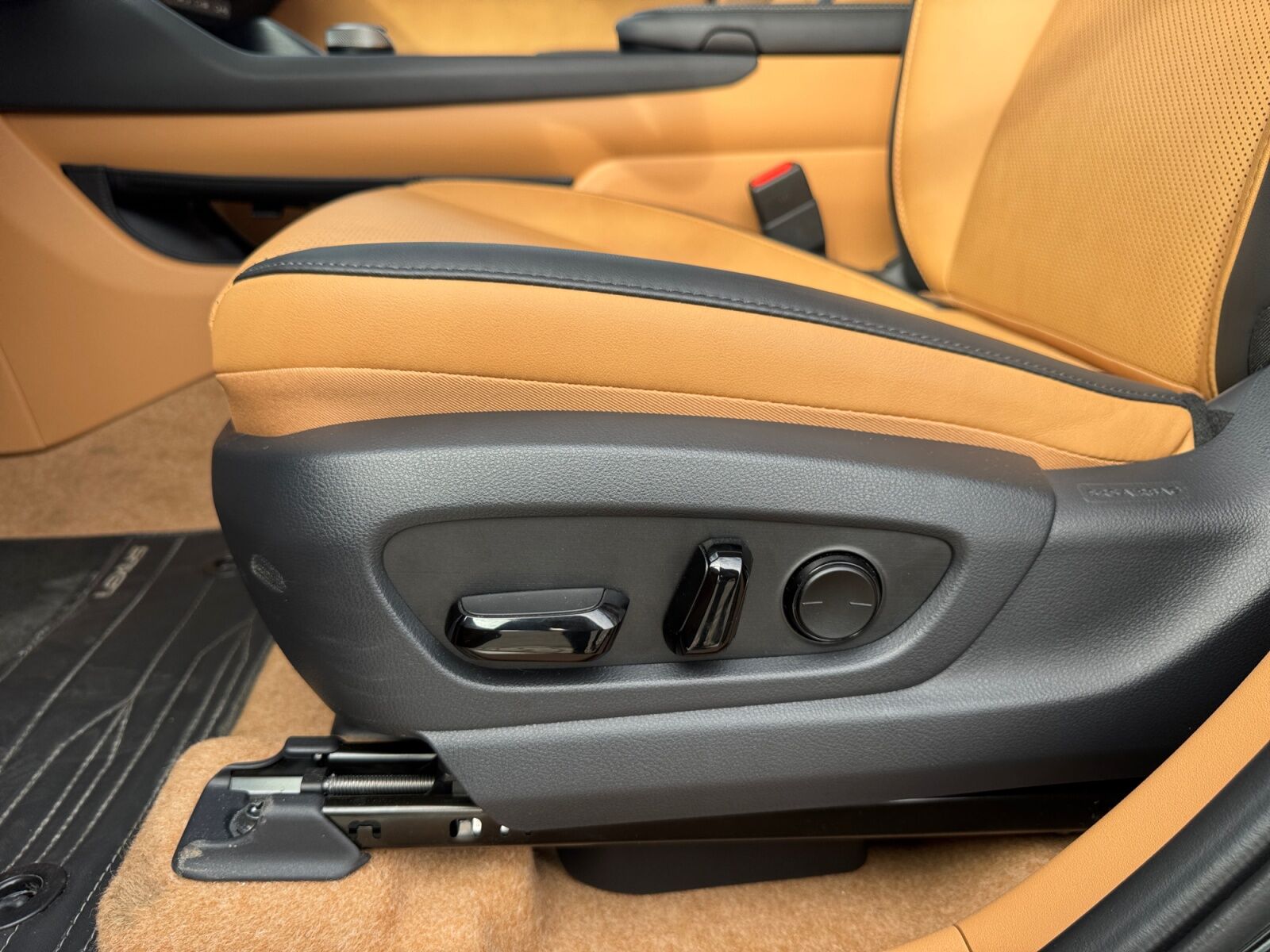 Billede af Lexus RZ 300e EL Executive 204HK 4d Aut.