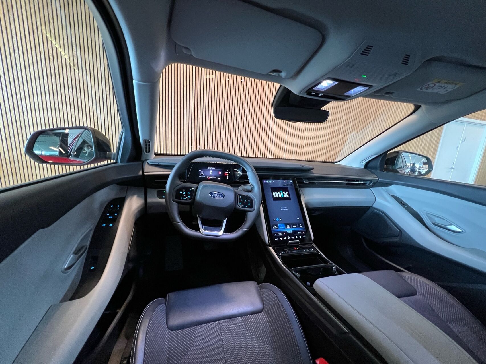 Billede af Ford Explorer EL UR Select RWD 286HK 5d Aut.