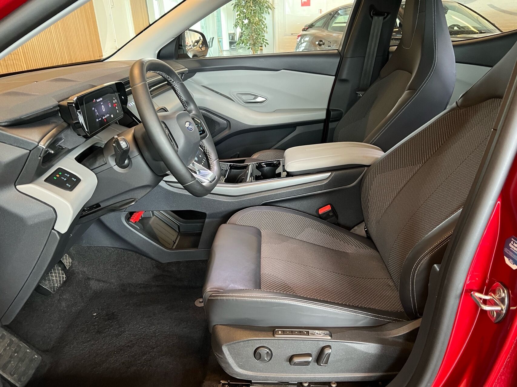 Billede af Ford Explorer EL UR Select RWD 286HK 5d Aut.