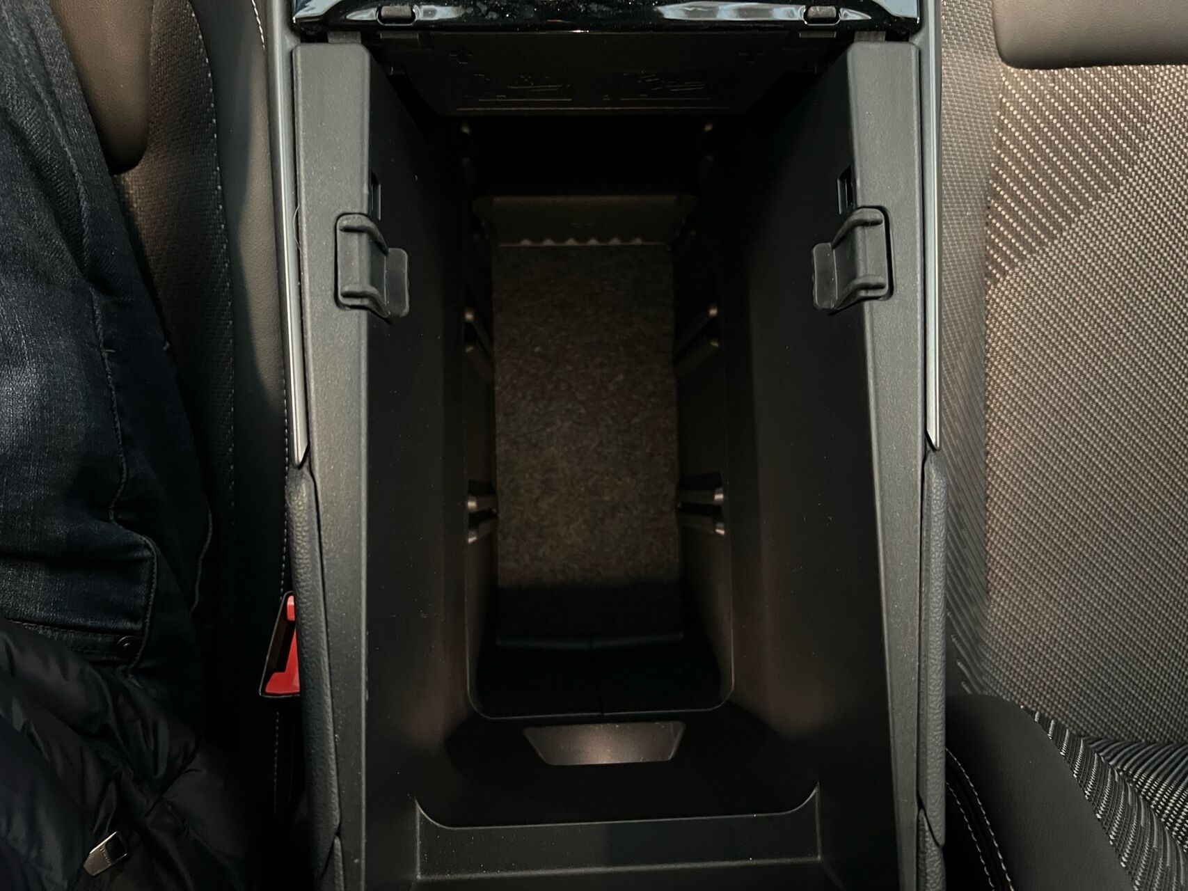 Billede af Ford Explorer EL UR Select RWD 286HK 5d Aut.