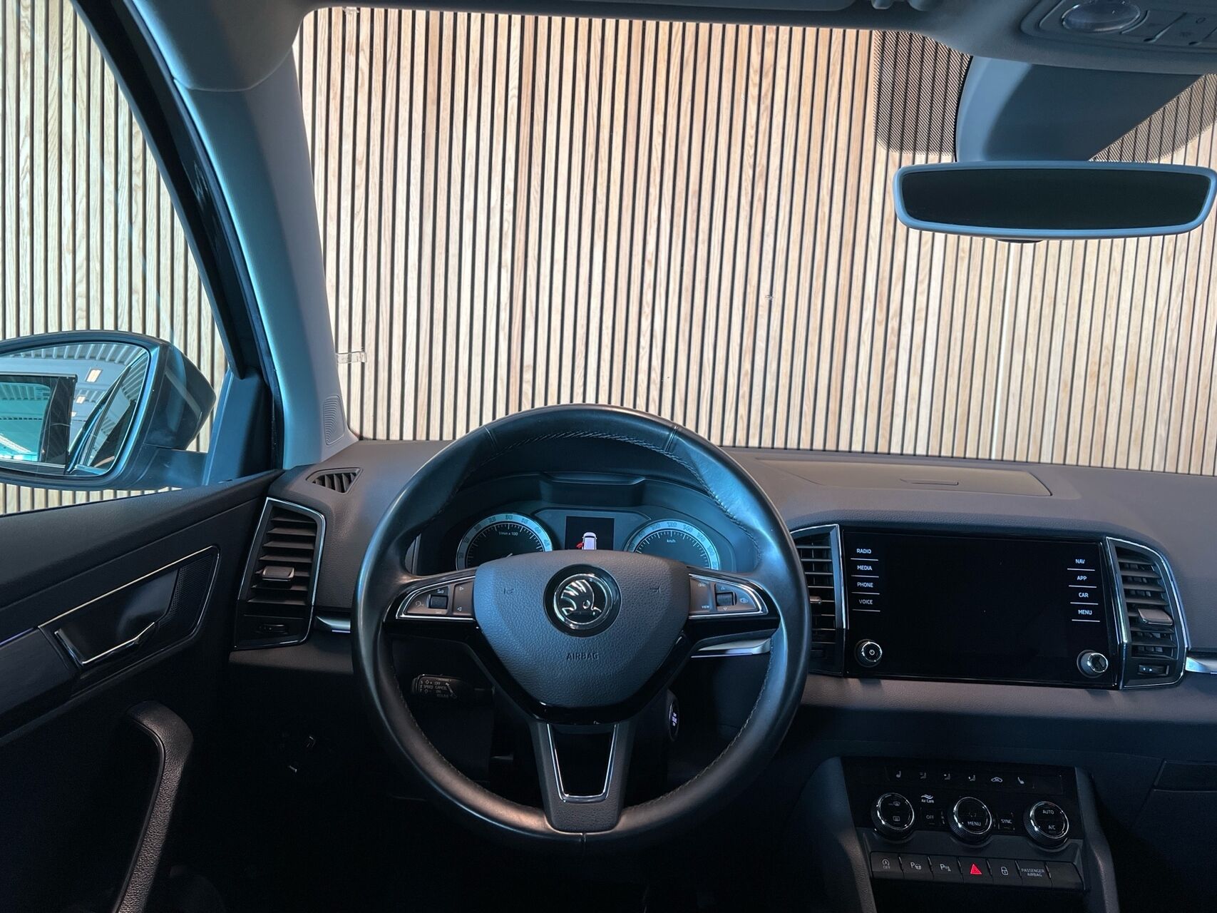 Billede af Skoda Karoq 1,6 TDI AdBlue Style DSG 115HK 5d 7g Aut.