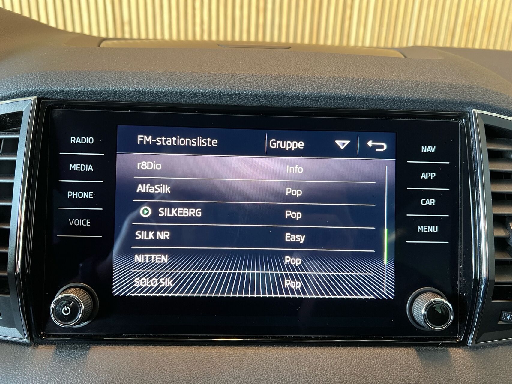 Billede af Skoda Karoq 1,6 TDI AdBlue Style DSG 115HK 5d 7g Aut.