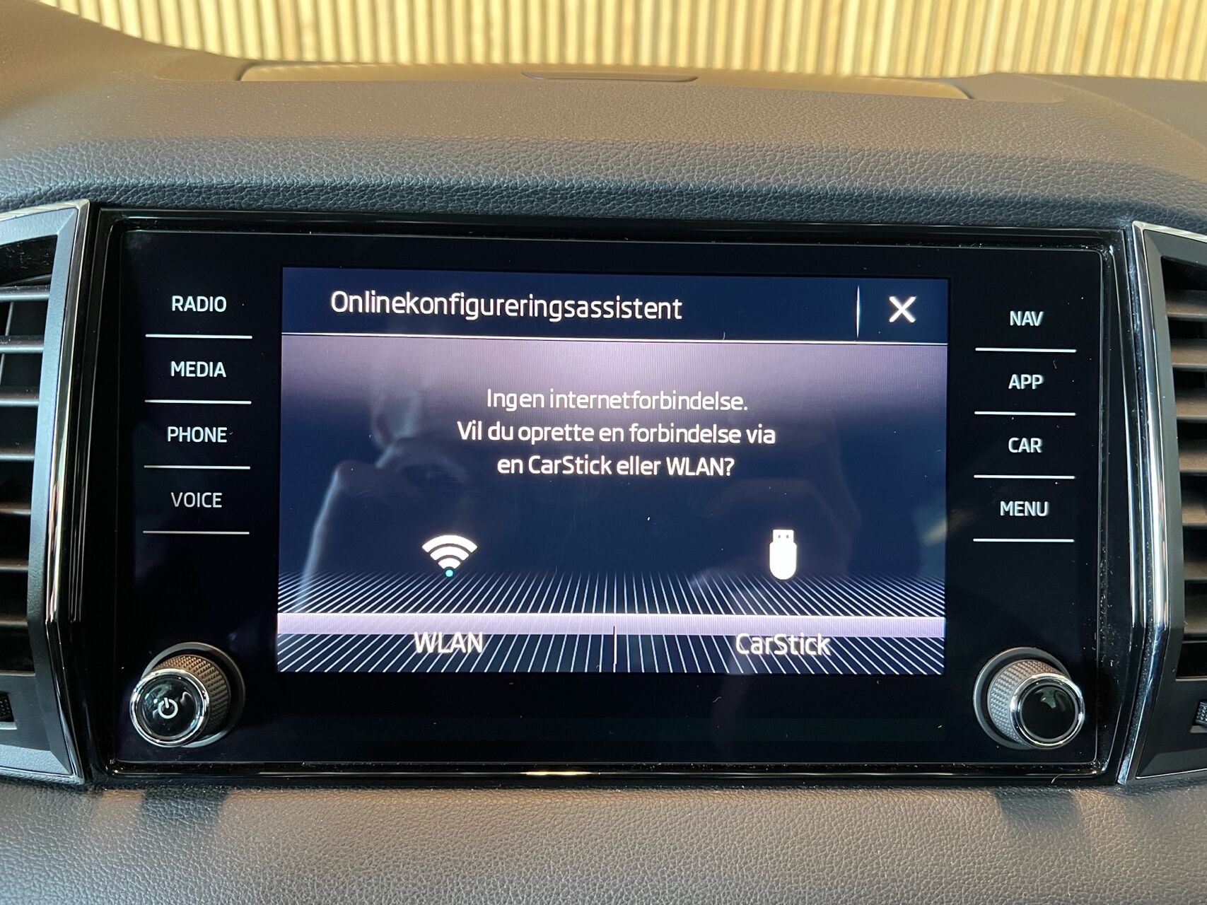 Billede af Skoda Karoq 1,6 TDI AdBlue Style DSG 115HK 5d 7g Aut.