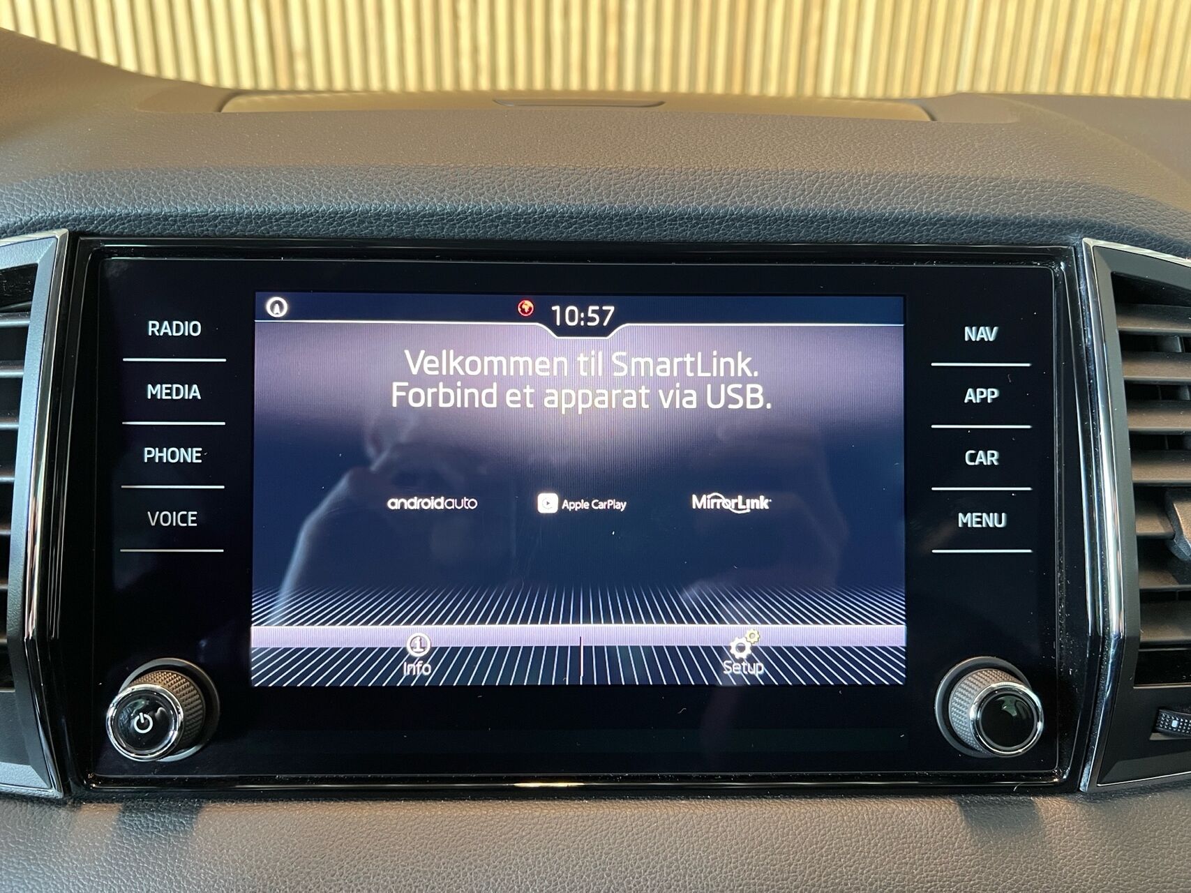 Billede af Skoda Karoq 1,6 TDI AdBlue Style DSG 115HK 5d 7g Aut.