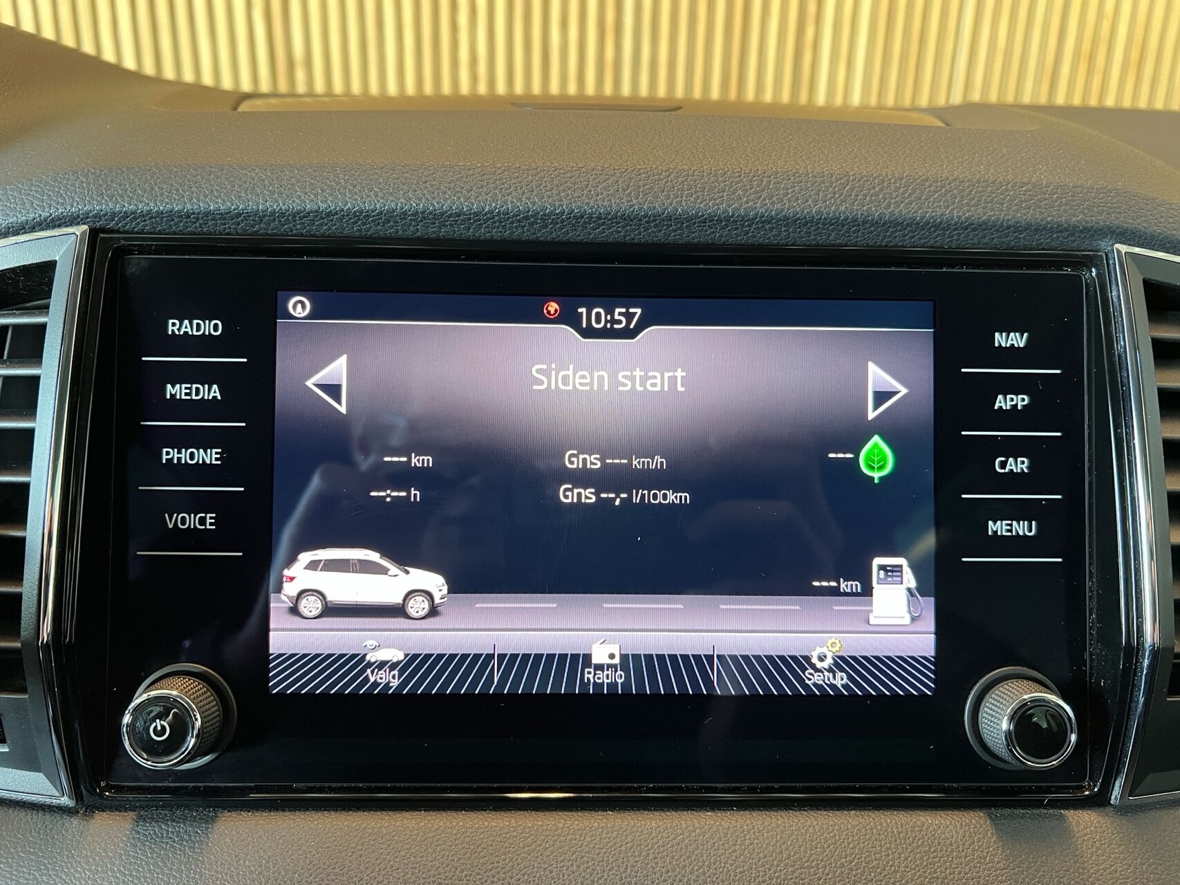 Billede af Skoda Karoq 1,6 TDI AdBlue Style DSG 115HK 5d 7g Aut.