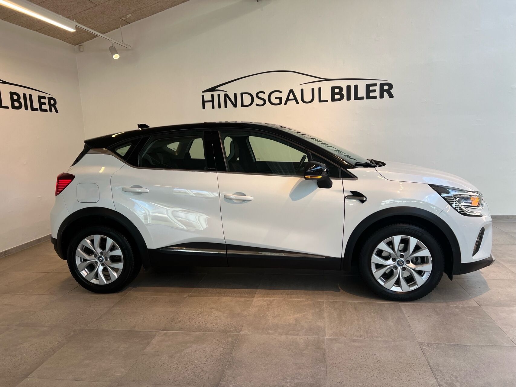 Billede af Renault Captur 1,6 E-TECH  Plugin-hybrid Intens 160HK 5d Aut.