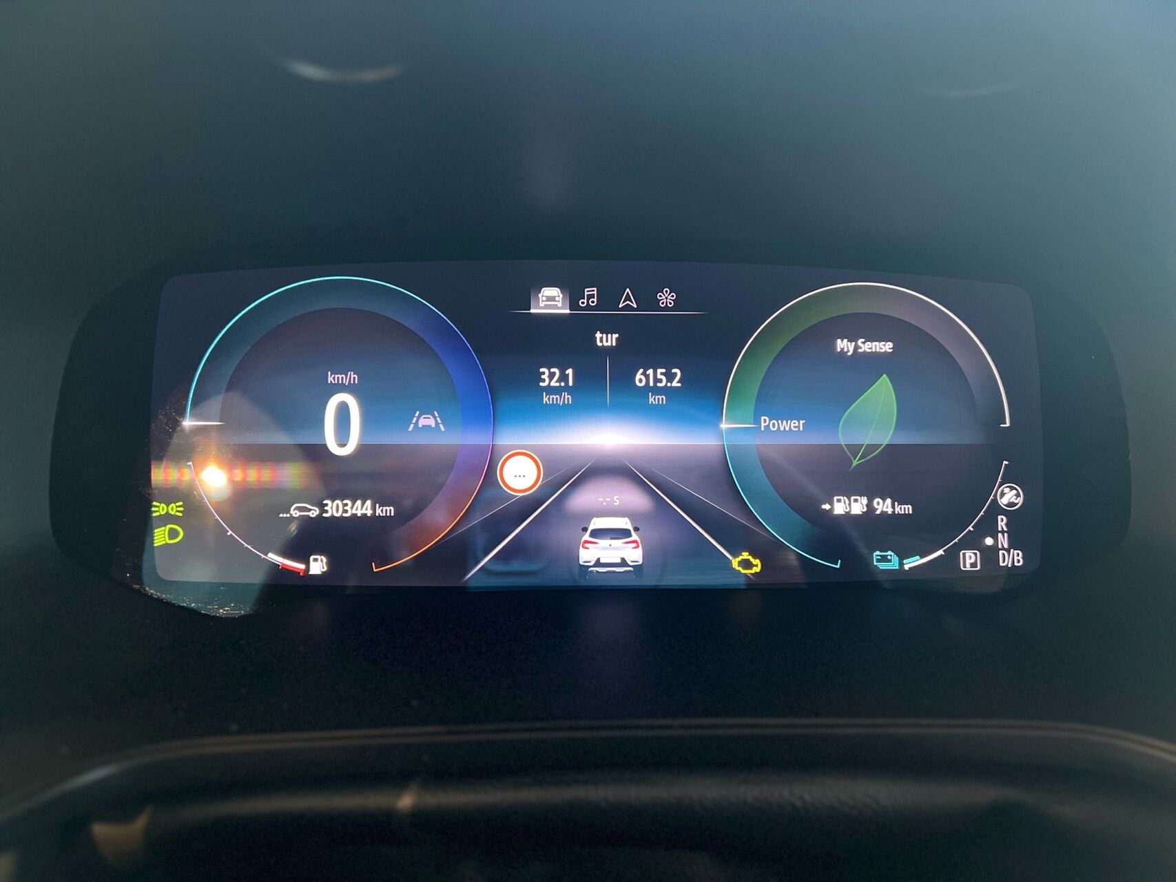 Billede af Renault Captur 1,6 E-TECH  Plugin-hybrid Intens 160HK 5d Aut.