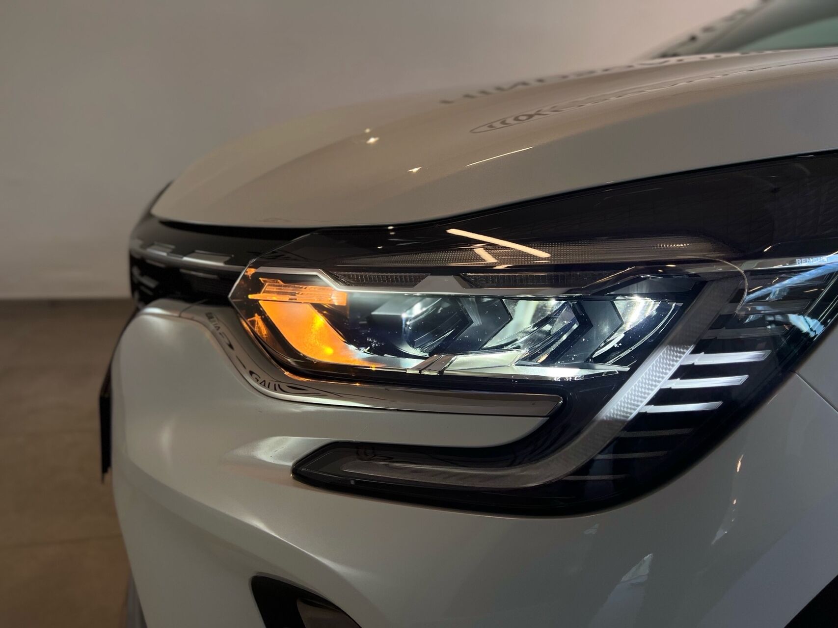 Billede af Renault Captur 1,6 E-TECH  Plugin-hybrid Intens 160HK 5d Aut.