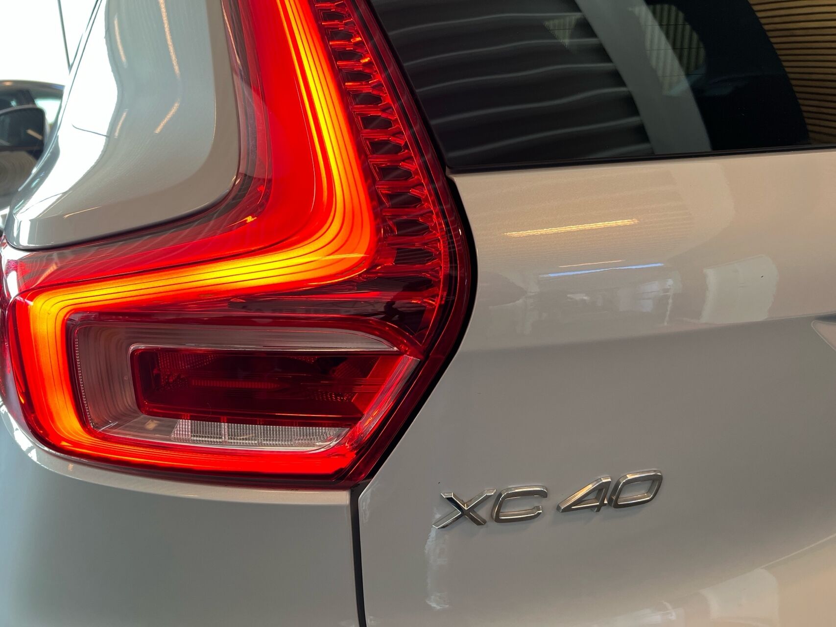 Billede af Volvo XC40 2,0 D4 Inscription AWD 190HK 5d 8g Aut.