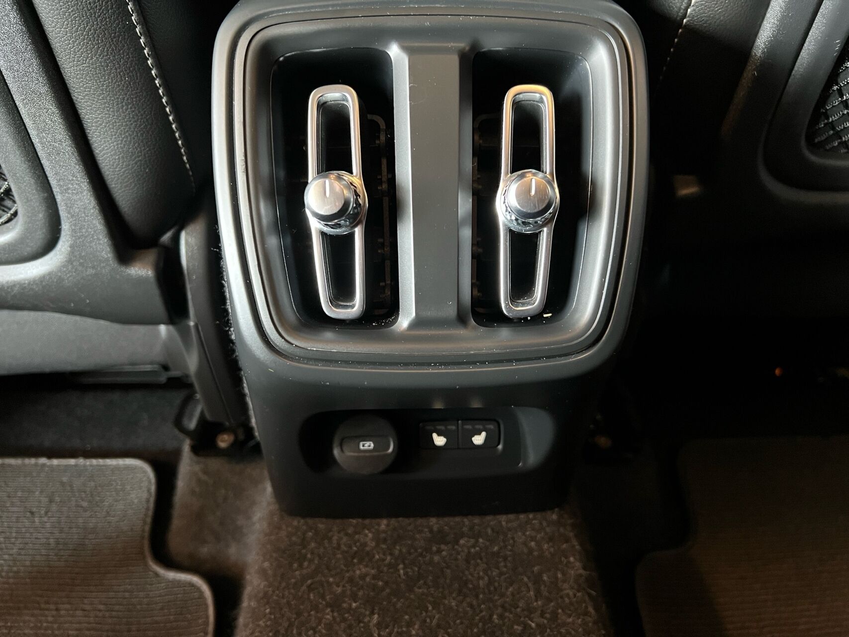 Billede af Volvo XC40 2,0 D4 Inscription AWD 190HK 5d 8g Aut.