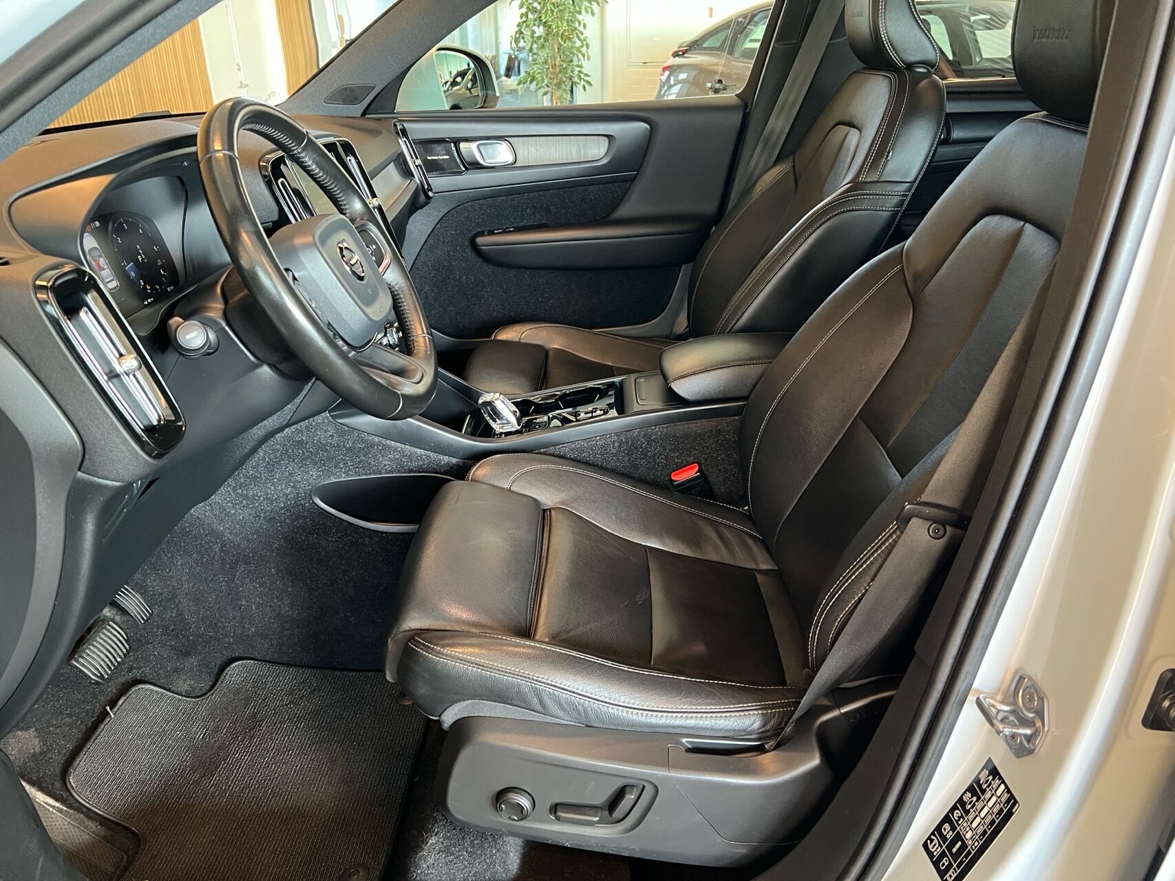 Billede af Volvo XC40 2,0 D4 Inscription AWD 190HK 5d 8g Aut.