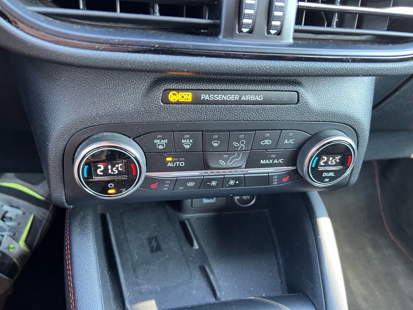 Billede af Ford Kuga 2,5 Plugin-hybrid ST-Line X CVT 225HK 5d Trinl. Gear