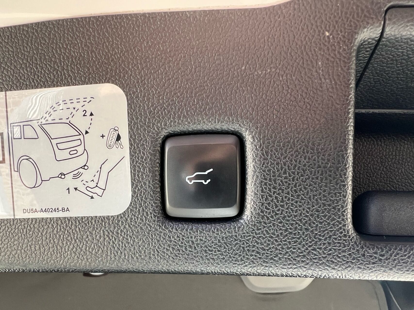 Billede af Ford Kuga 2,5 Plugin-hybrid ST-Line X CVT 225HK 5d Trinl. Gear