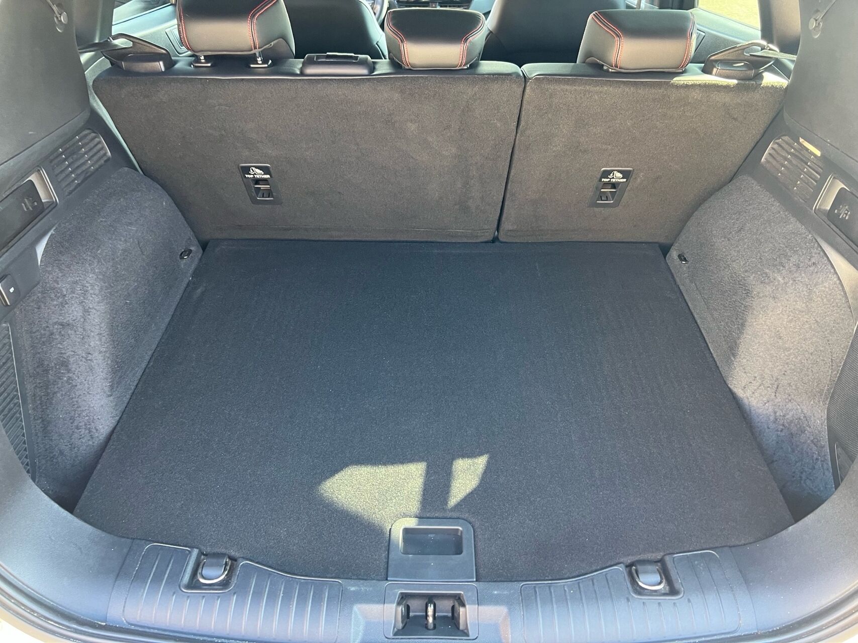 Billede af Ford Kuga 2,5 Plugin-hybrid ST-Line X CVT 225HK 5d Trinl. Gear