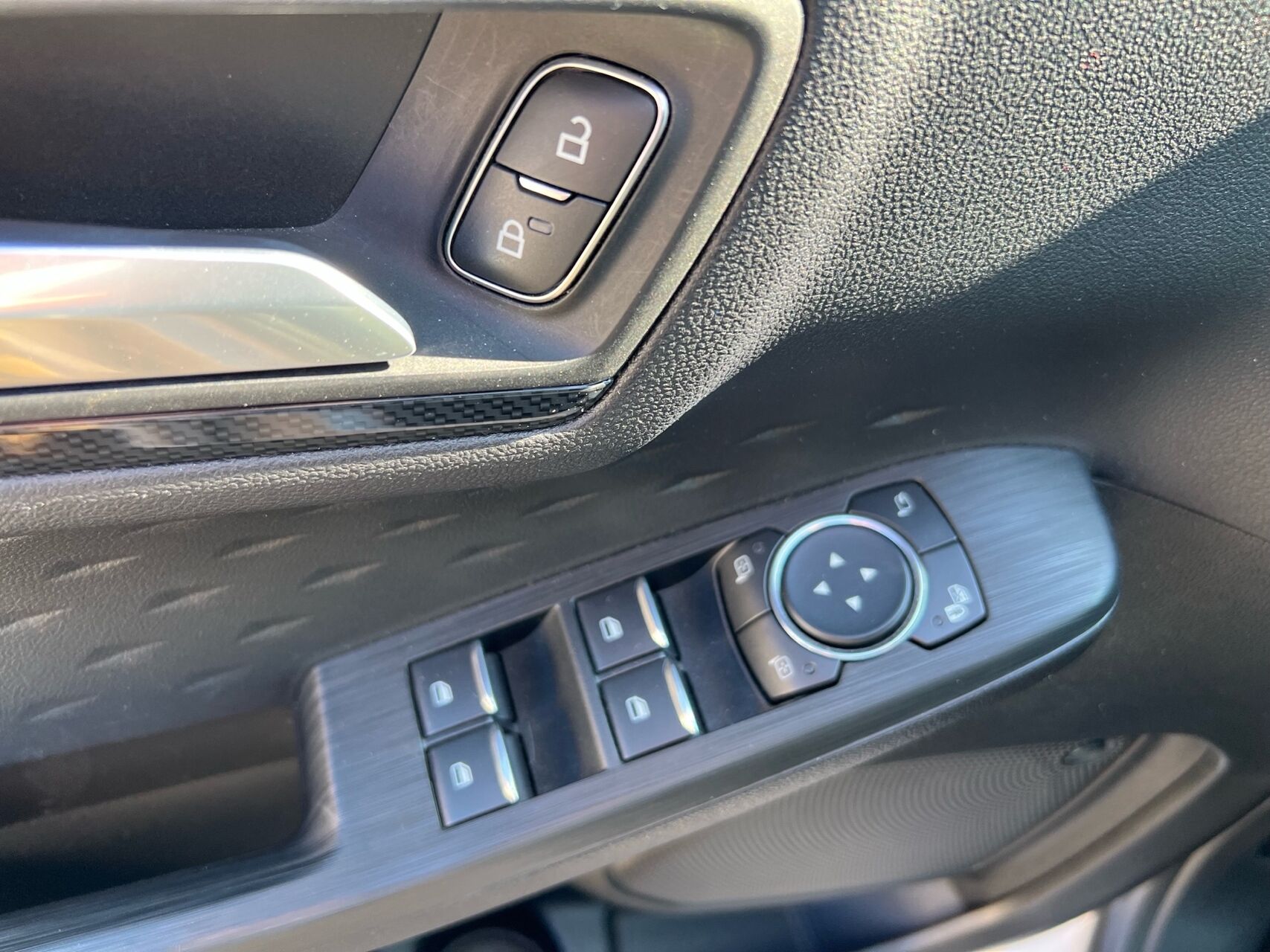 Billede af Ford Kuga 2,5 Plugin-hybrid ST-Line X CVT 225HK 5d Trinl. Gear