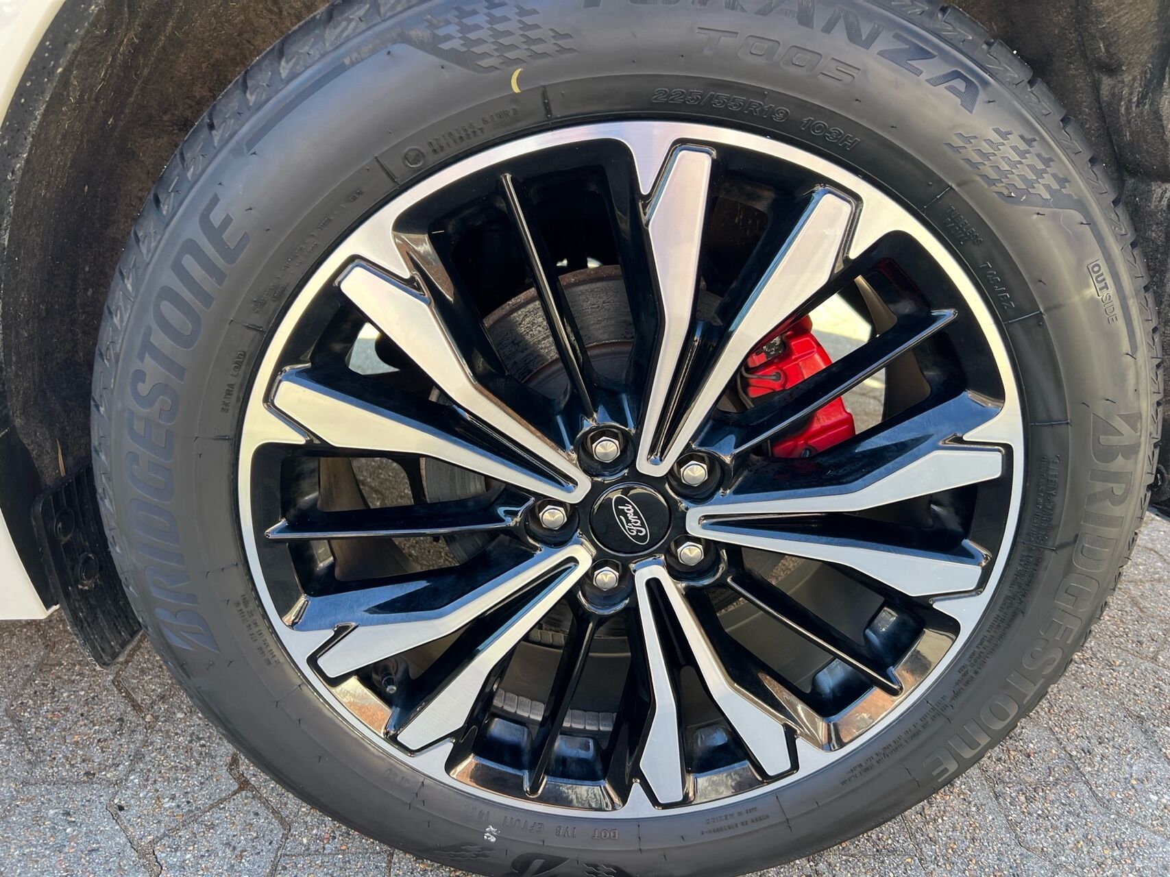 Billede af Ford Kuga 2,5 Plugin-hybrid ST-Line X CVT 225HK 5d Trinl. Gear