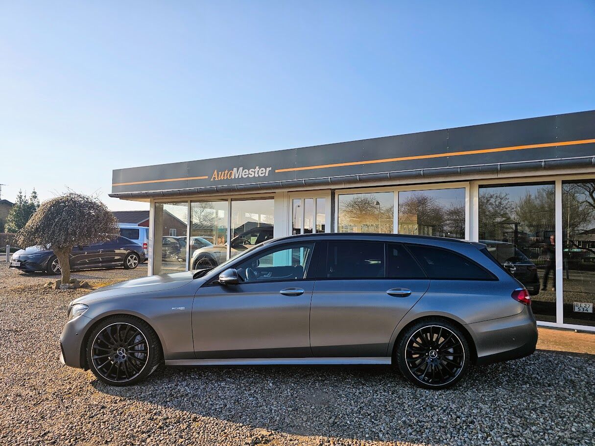 Billede af Mercedes-Benz E43 AMG T 3,0 V6 4Matic 9G-Tronic 401HK Stc Aut.