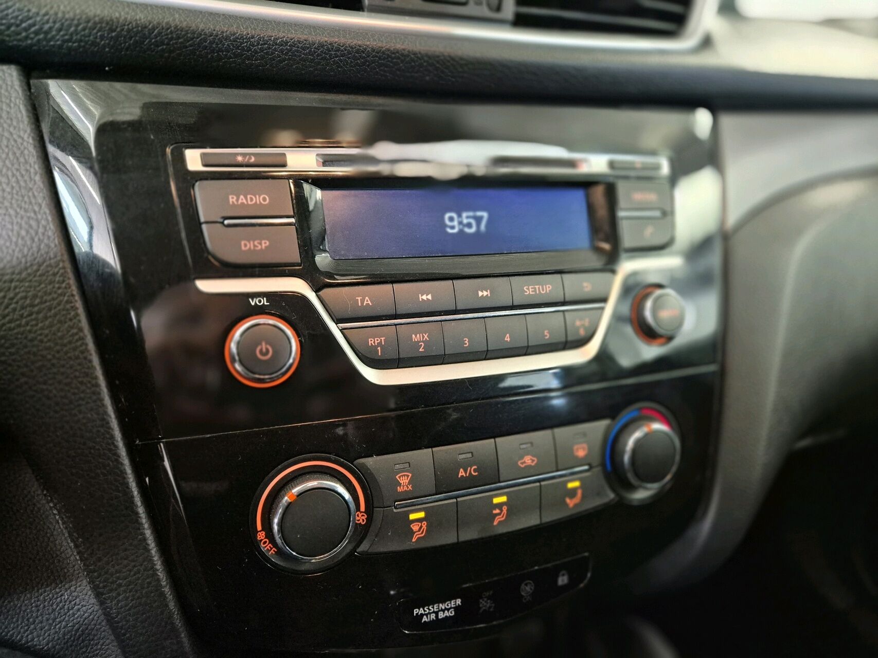 Billede af Nissan Qashqai 1,2 Dig-T Visia 4x2 115HK 5d 6g