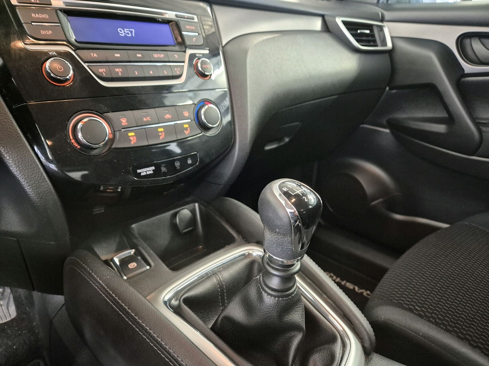 Billede af Nissan Qashqai 1,2 Dig-T Visia 4x2 115HK 5d 6g