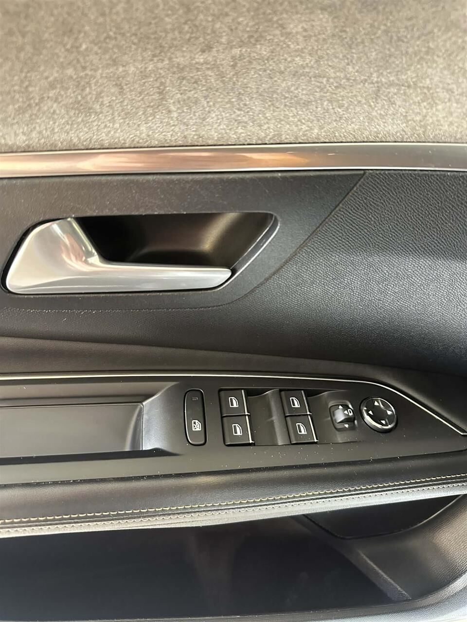 Billede af Peugeot 3008 1,6 Plugin-hybrid GT EAT8 225HK 5d 8g Aut.