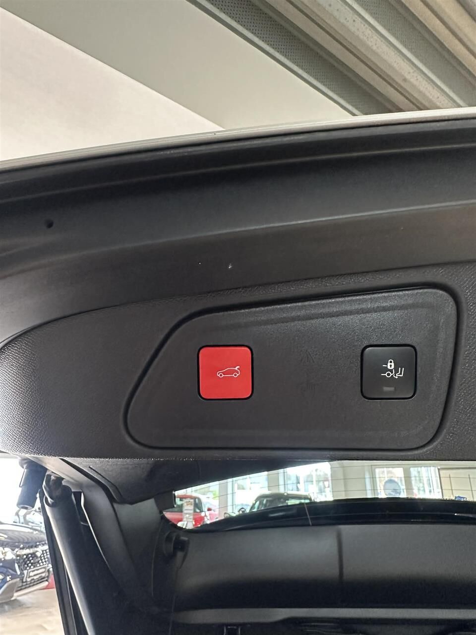 Billede af Peugeot 3008 1,6 Plugin-hybrid GT EAT8 225HK 5d 8g Aut.