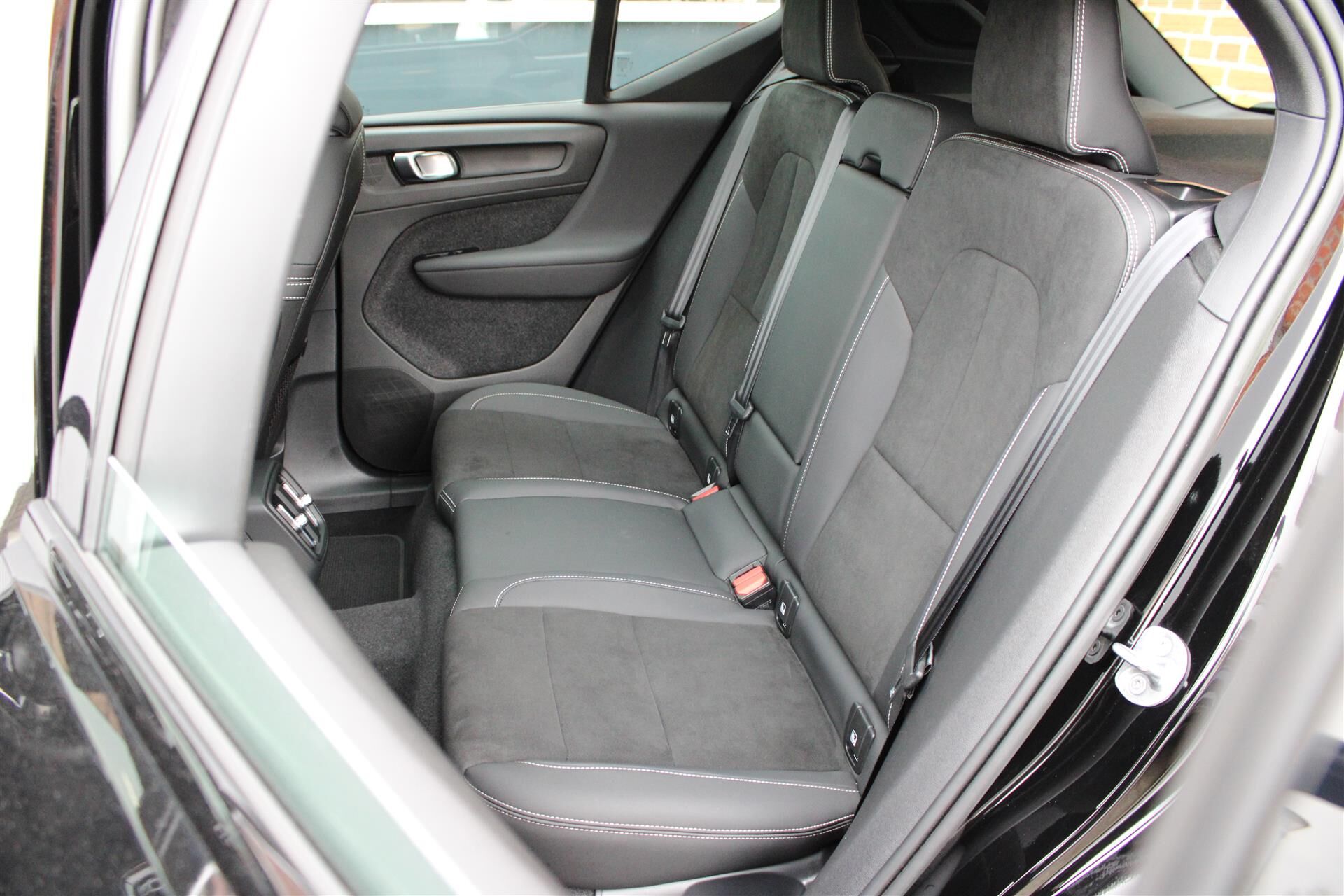 Billede af Volvo XC40 P8 Recharge Twin Ultimate AWD 408HK 5d Aut.