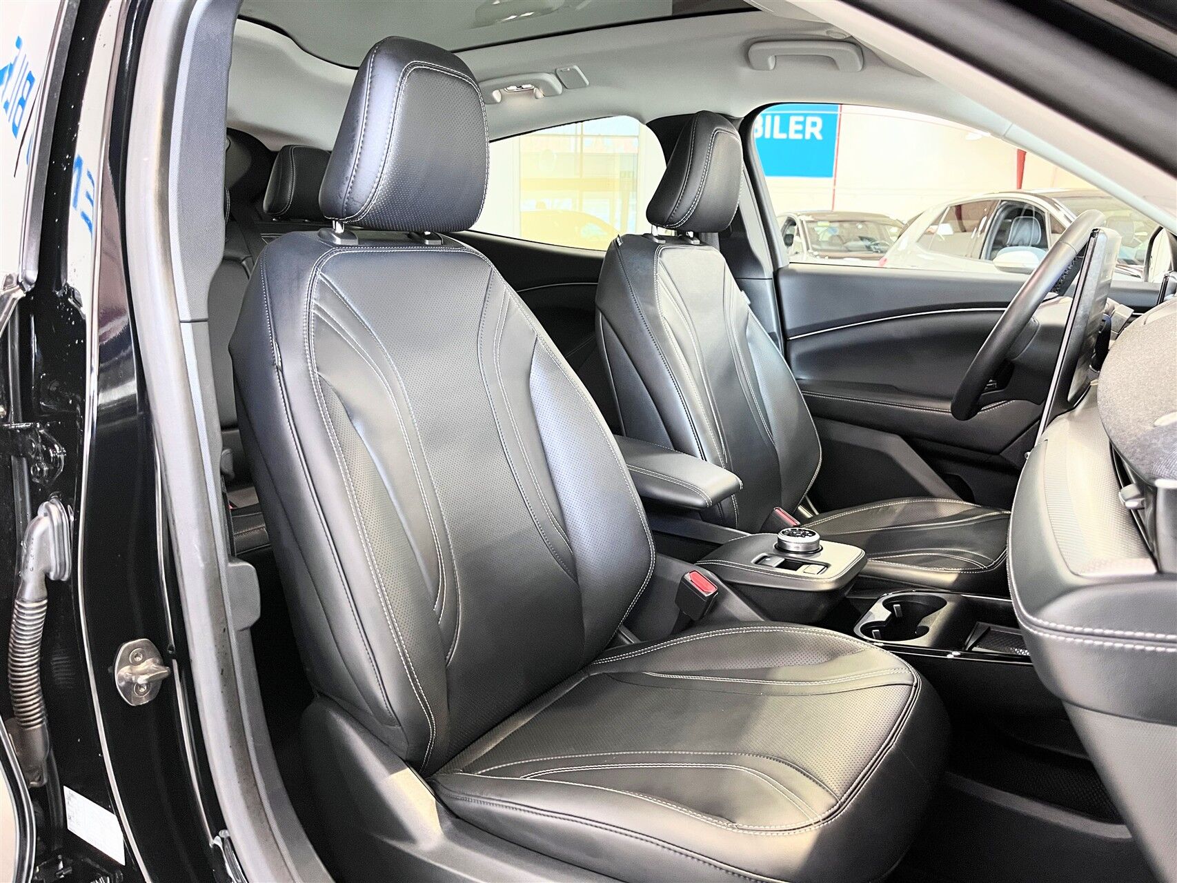 Billede af Ford Mustang Mach-E EL UR Premium 294HK 5d Aut.